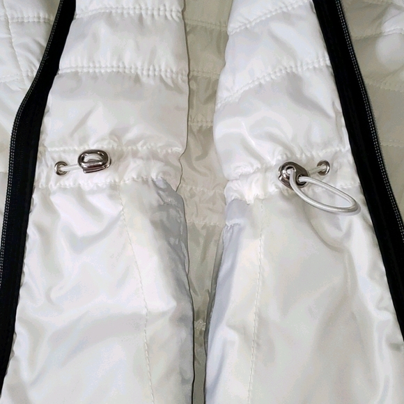 GUESS White Puffer Jacket M NWOT - Picture 15 of 16